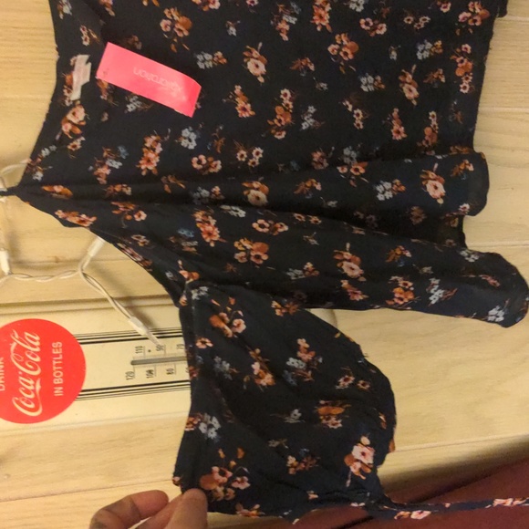 XXL NWT Floral Cold Shoulder Tank Top Plus Size Top - Picture 3 of 17